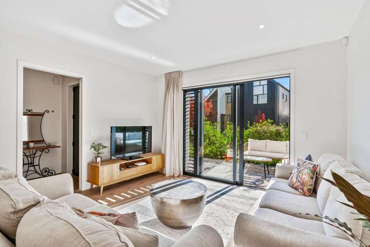 14 Jack Seabrook Road Hobsonville_3