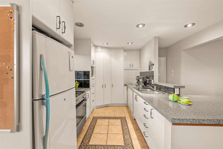 12 Mako Street West Harbour_8