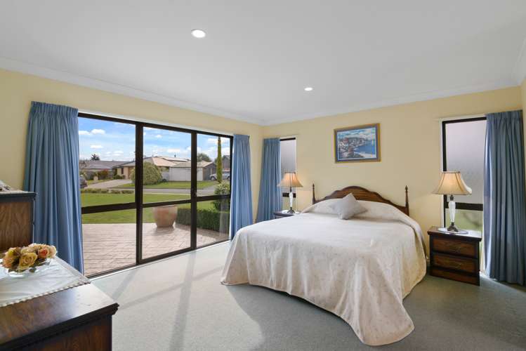 3 Devon Crescent Darfield_10