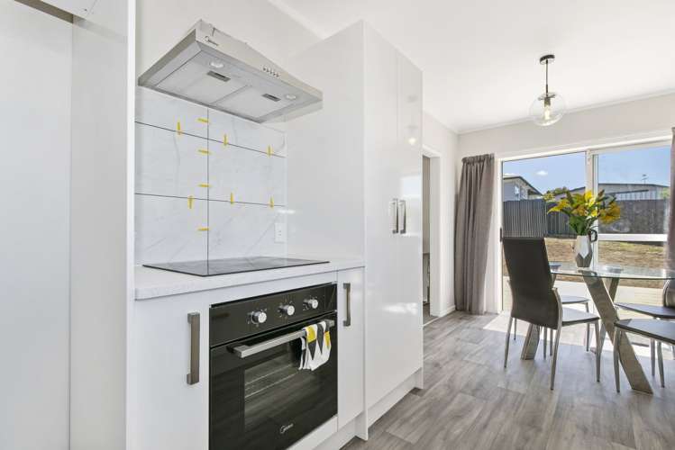 8 Frangipani Avenue Manurewa_4