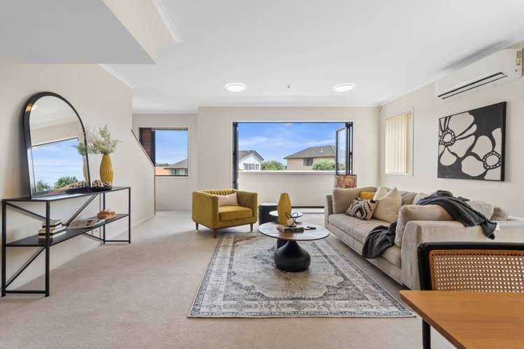 28 Greenbough Lane Greenhithe_3