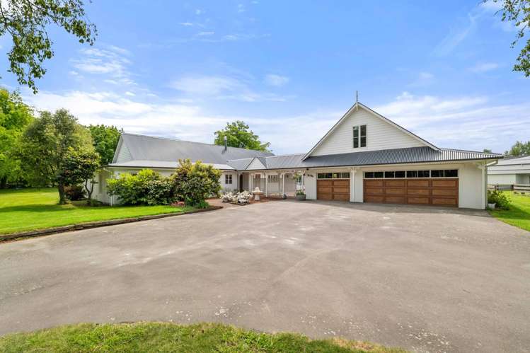 764 Courtenay Road_1