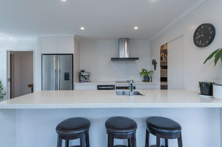 32 Hart Road Richmond_7