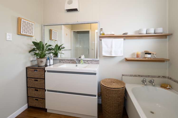 13 Kelvin Crescent Allenton_16