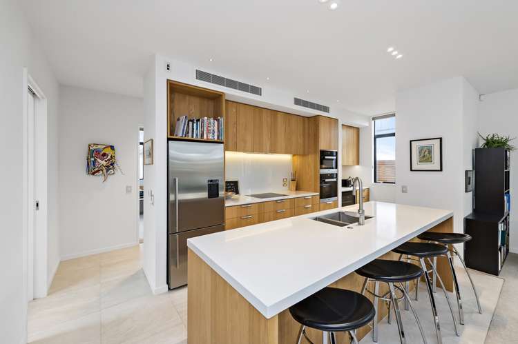 98 Merivale Lane Merivale_3