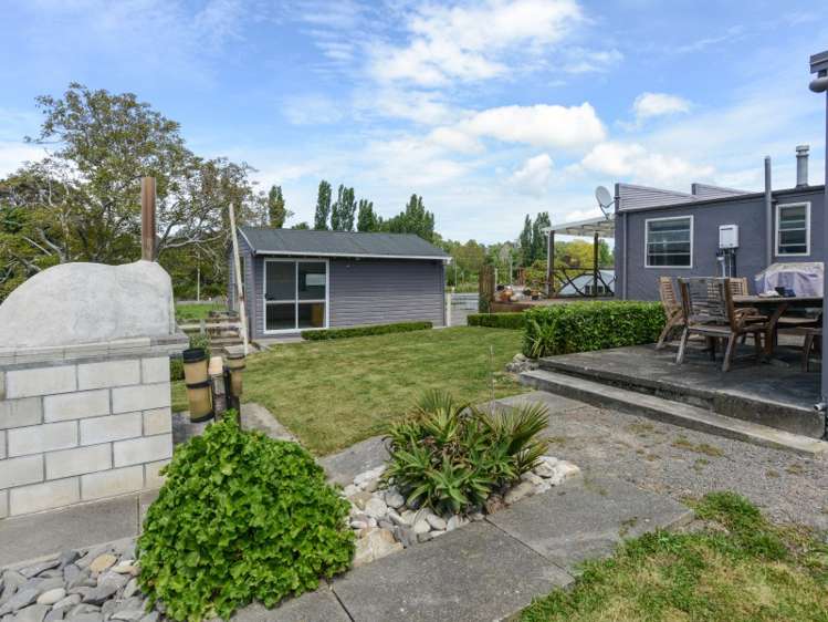 6 Kenderdine Road Elsthorpe_14