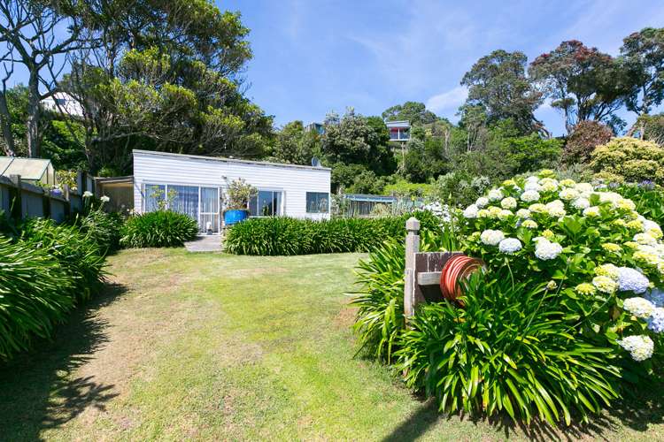 33 Onaero Beach Road Onaero_13