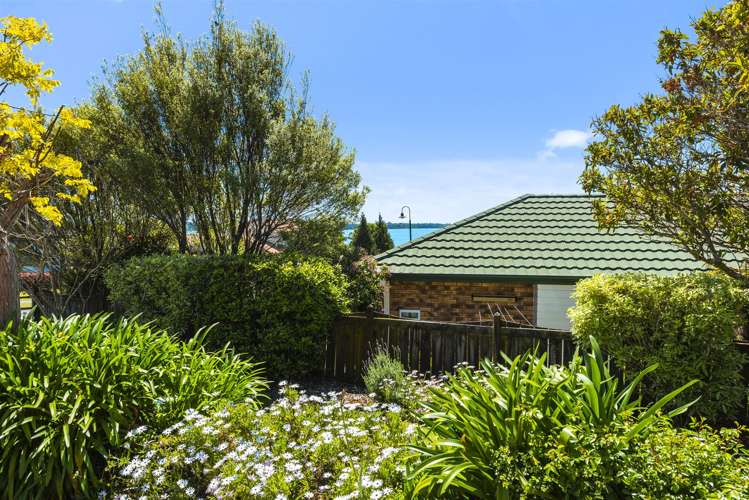 21 Village Park Drive Welcome Bay_19