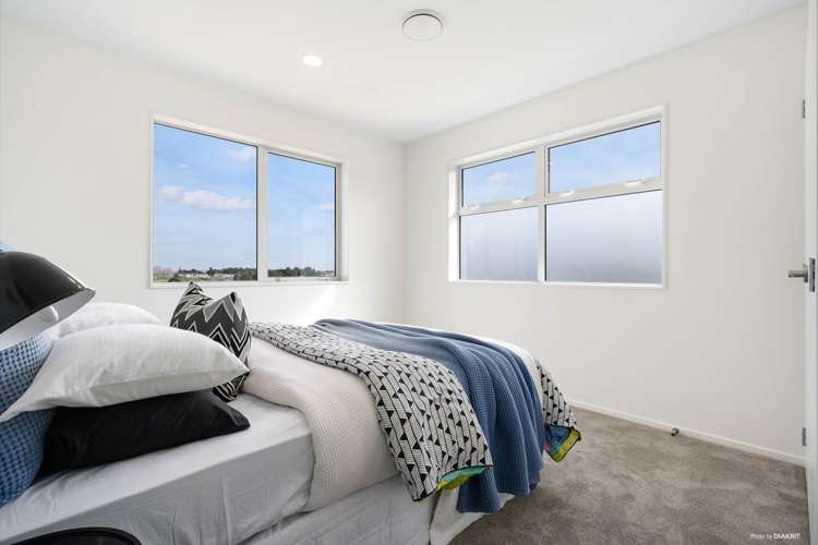 3 Routhmore Street Flat Bush_14