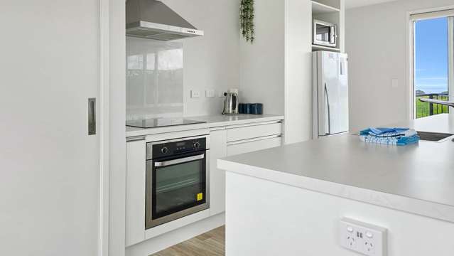 24 Rawinia Place Te Kaha_2