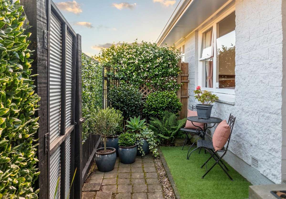 4/14 Gresford Street_0