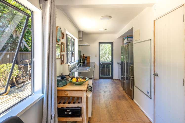 19 Te Makiri Road Onetangi_8