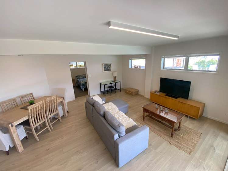 14A Valkyria Place Beach Haven_2