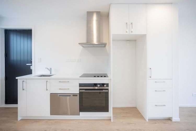 B/1 Frank Grey Place 10057_2