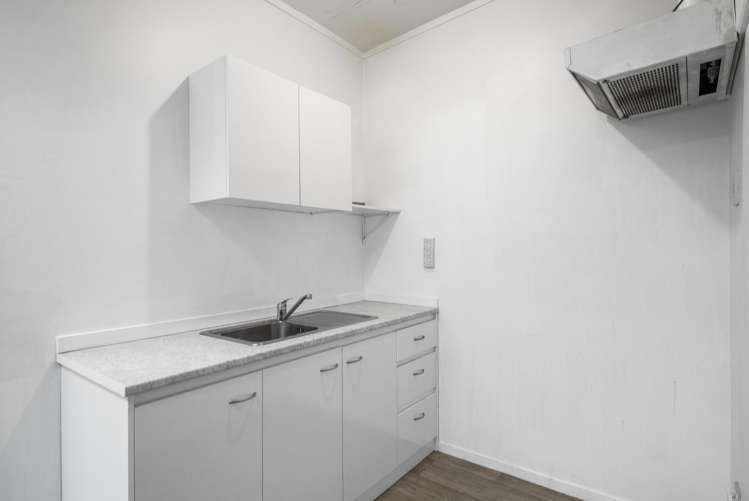 D/29 Cartwright Road Kelston_11