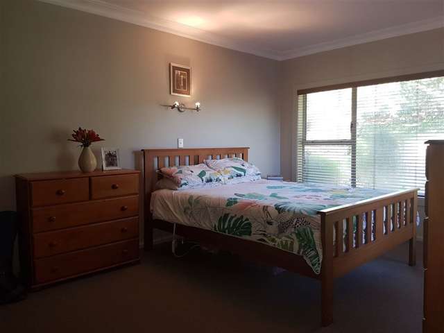 137 Edinburgh Street Pukekohe_4