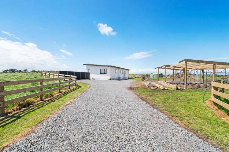  1121 Parewanui Road Parewanui_21