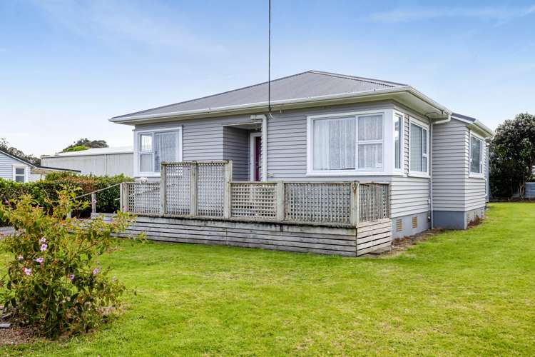 55 Domett Street Opunake_23