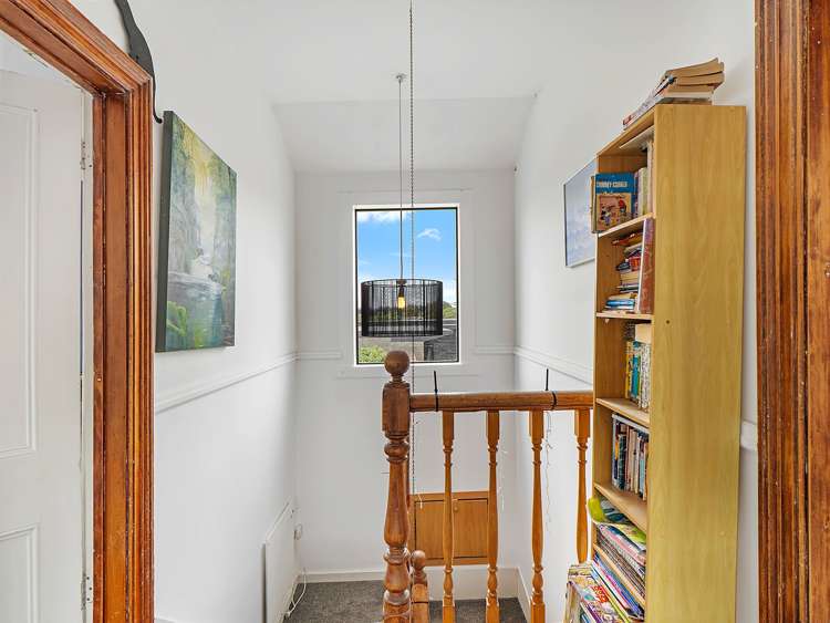 297 lake terrace road Burwood_22