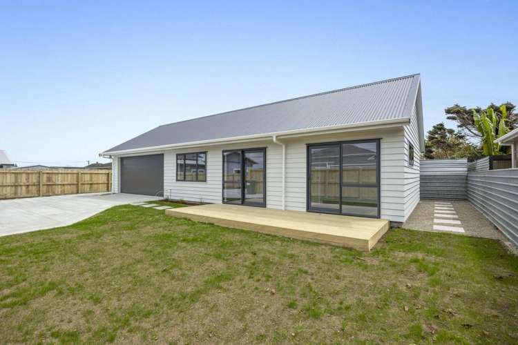 43 Collins Street Hawera_14