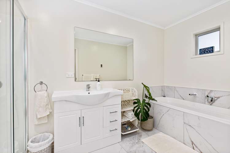 64 La Rosa Street Green Bay_15