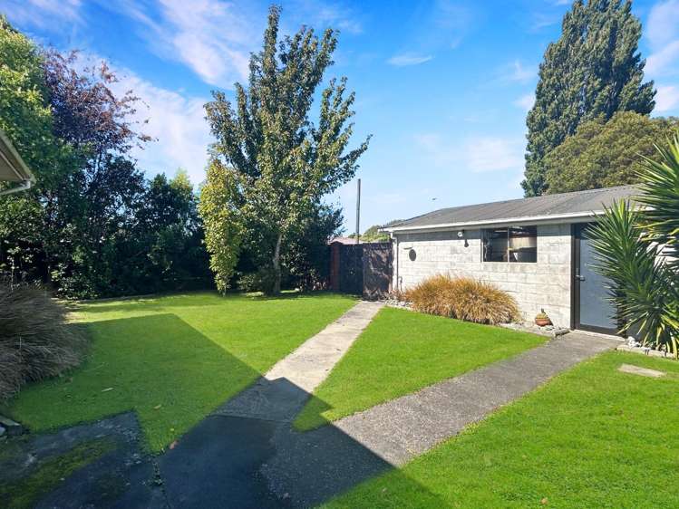 96 Daniels Road 1520_10