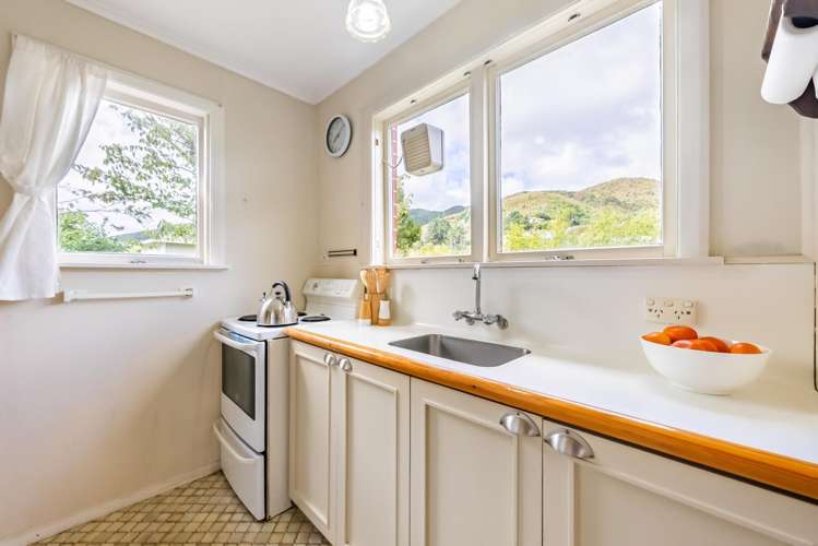 9/220r Waiwhetu Road Waterloo_5