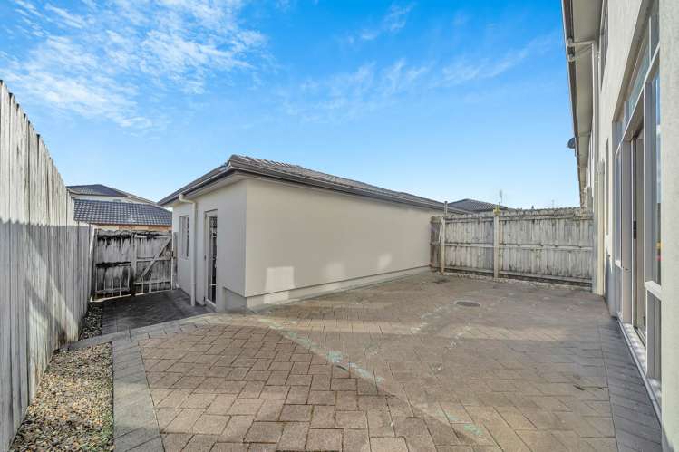 133 Baverstock Road Flat Bush_20