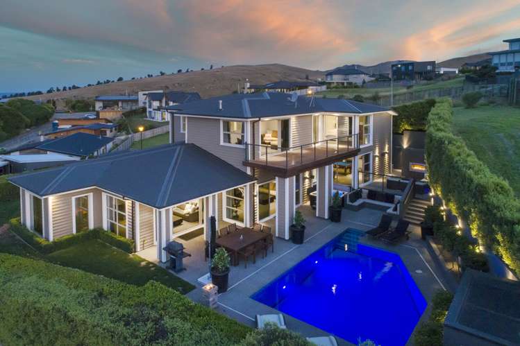 3 Roystone Way Huntsbury_5