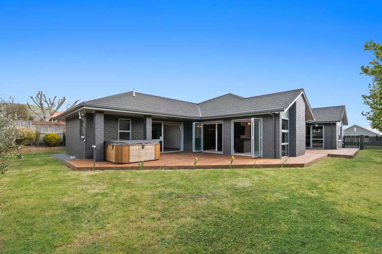 32 Stafford Rise Owhata_18