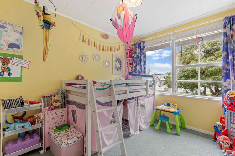 45 Seaward Place Wattle Downs_13