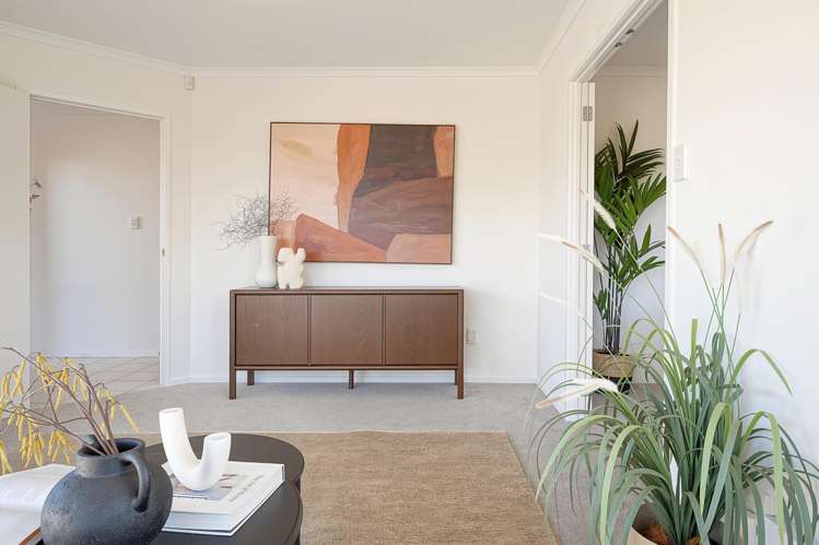 7 Fairford Avenue Henderson_13