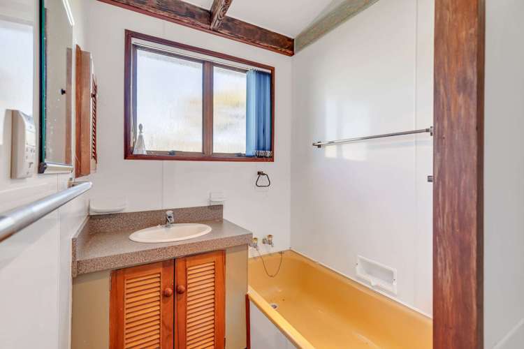 41 Avenue Road Foxton_18