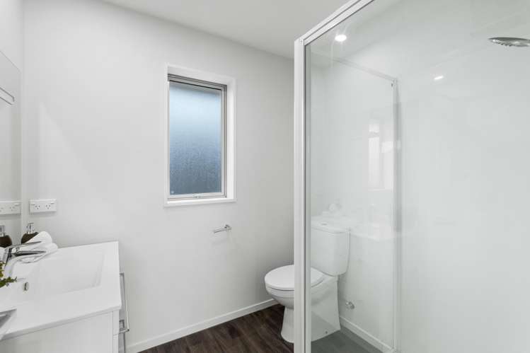 7 Petunia Drive Wigram_10
