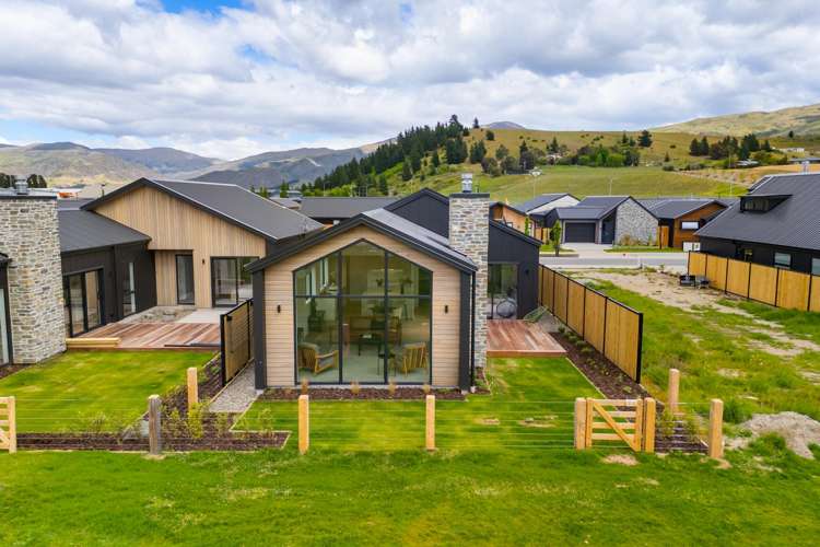 117 Wooing Tree Avenue Cromwell_22