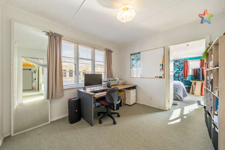 7 Hine Road Wainuiomata_12