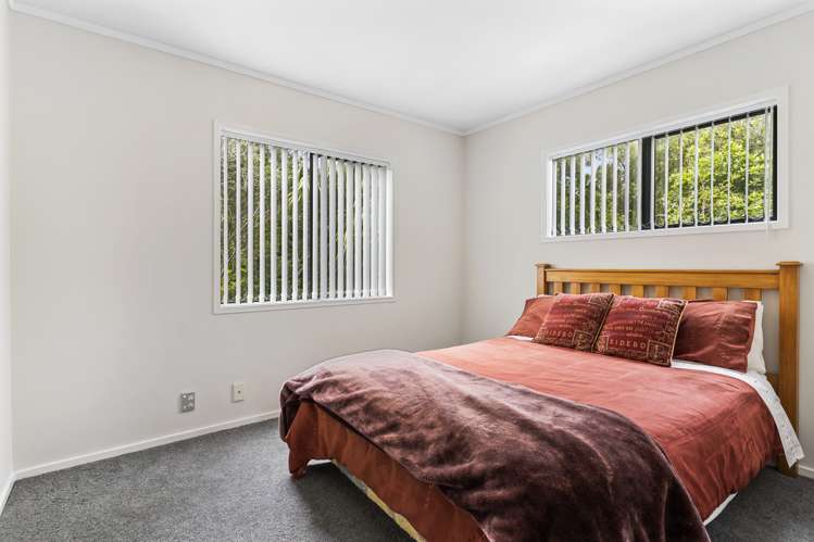 2/245a Rangatira Road Beach Haven_9