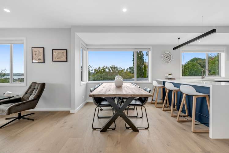 37 Glenfern Road Mellons Bay_5