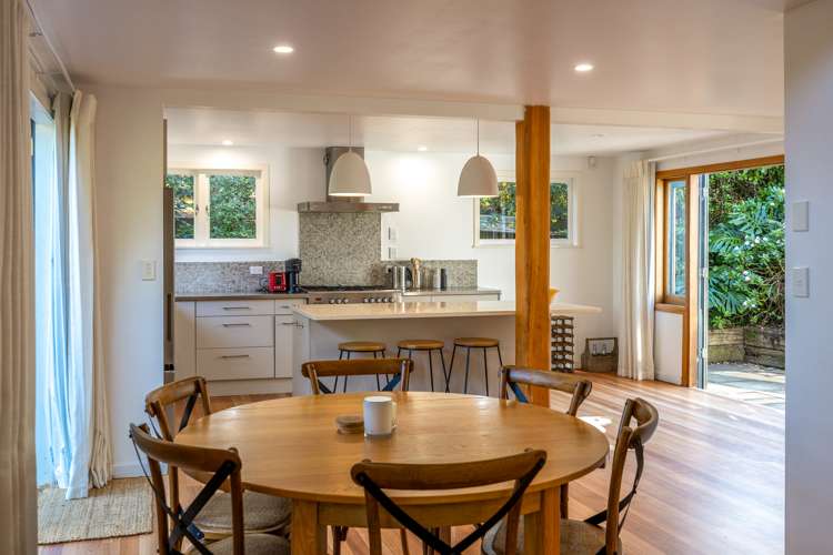 14 Hillside Road Ostend_13