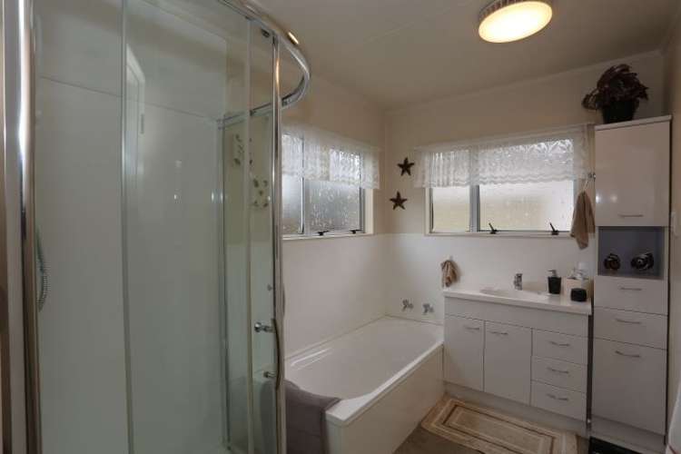 7 Coach Place Brightwater_25