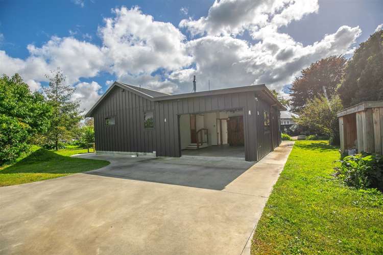 6 Third Street Waihou_8