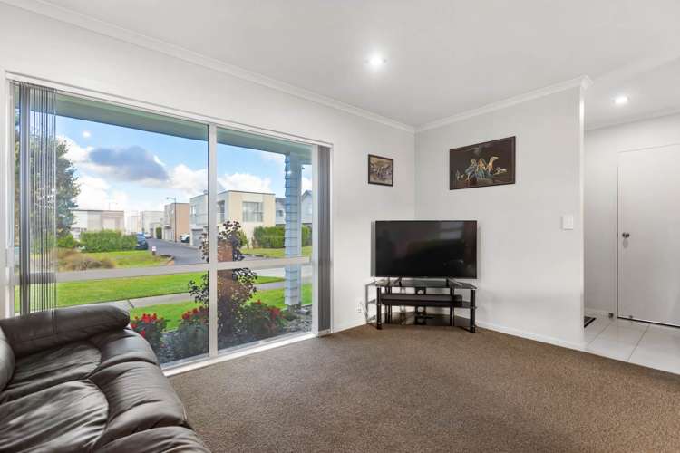 76 Popokatea Drive Takanini_12