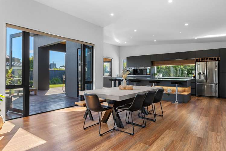 7 Veuve Drive Lincoln_6