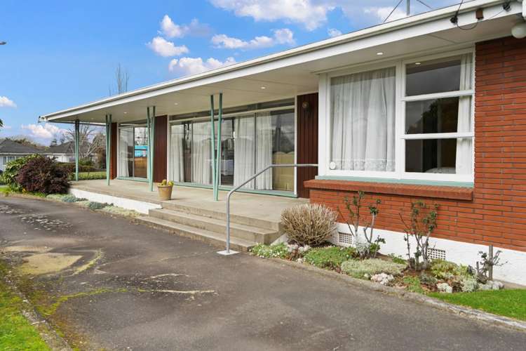 316 Cambridge Road 1076_3