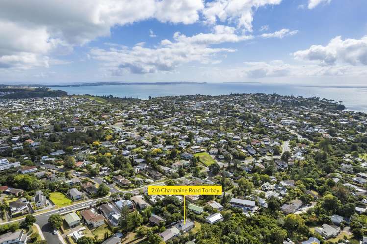 2/6 Charmaine Road Torbay_12