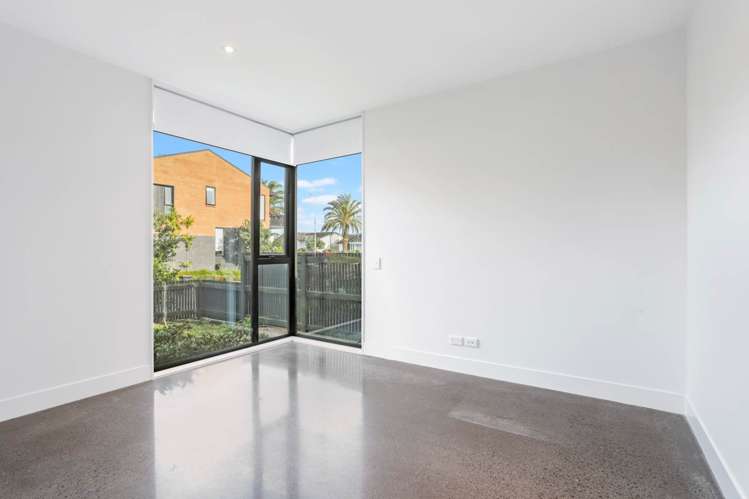 6 Isitt Road Hobsonville_5