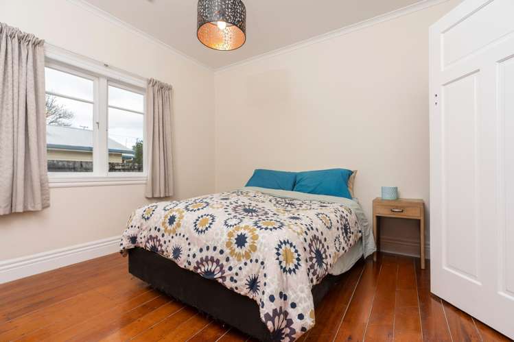 2/21C View Road_5