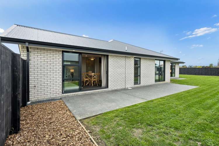 13 Salkeld Place Woodend_18