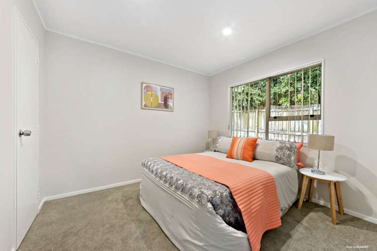 2/21 Maywood Crescent Glen Eden_6