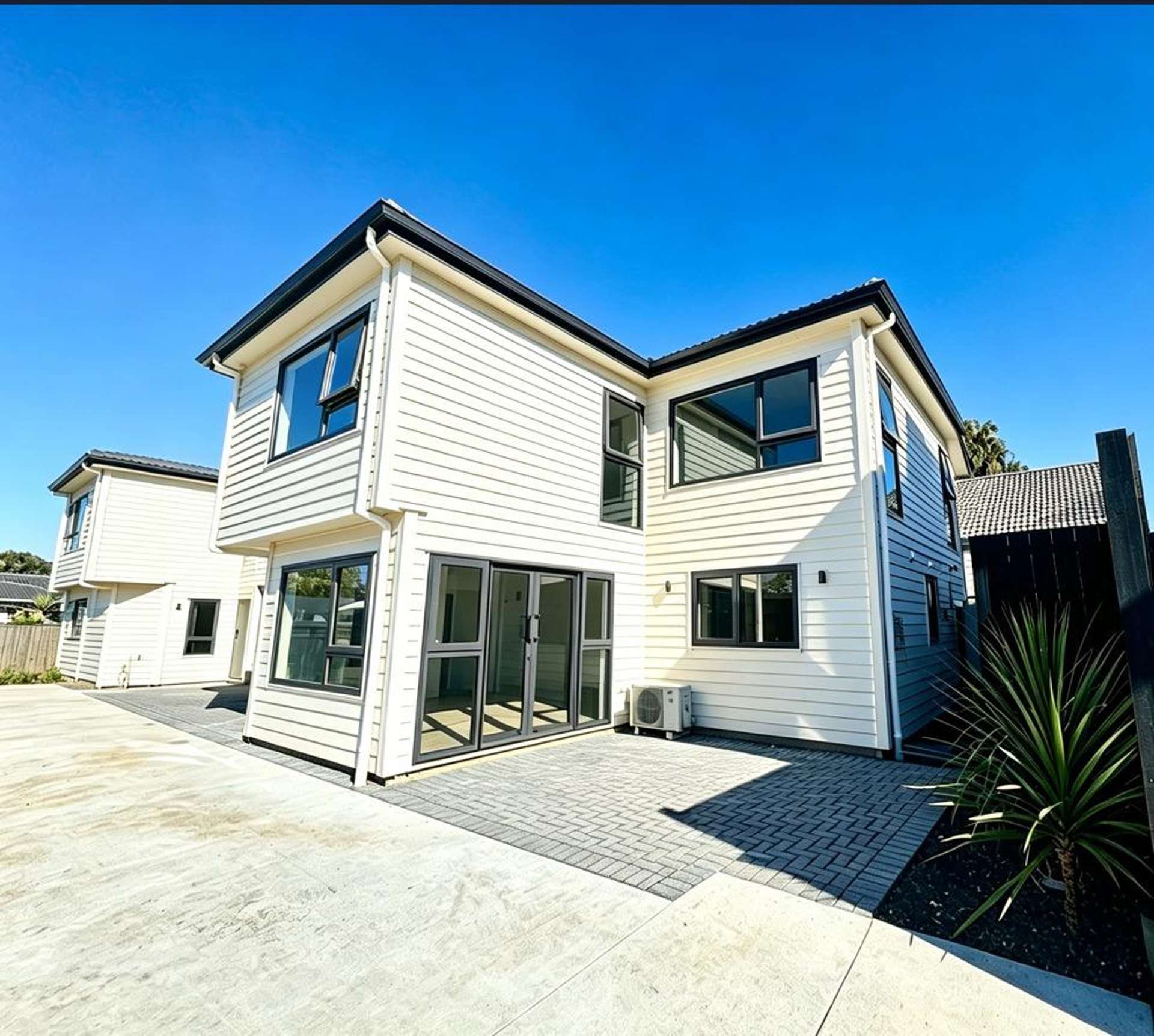 8a Gorrie Ave 1662_0